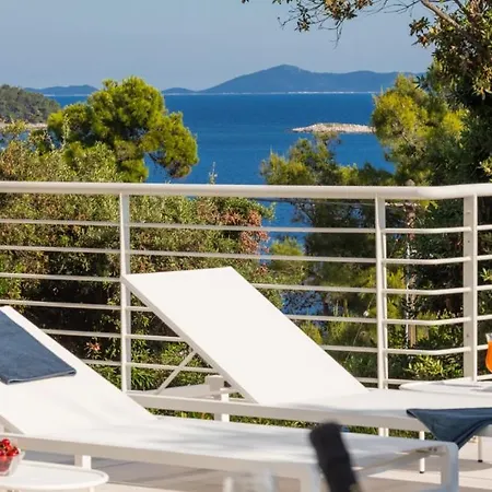 Mon By Guide * Blato (Korcula)